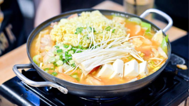 Cách Nấu Set Lẩu Tokbokki Chuẩn Vị Hàn Quốc Tại Nhà